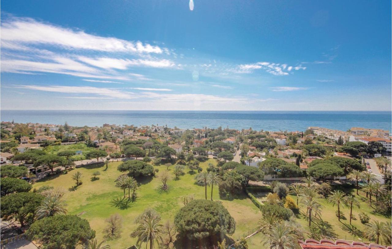 Sunny Apartment In Marbella Exterior photo